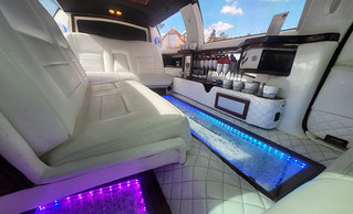 Stretchlimo Lincoln Excalibur 3 innen